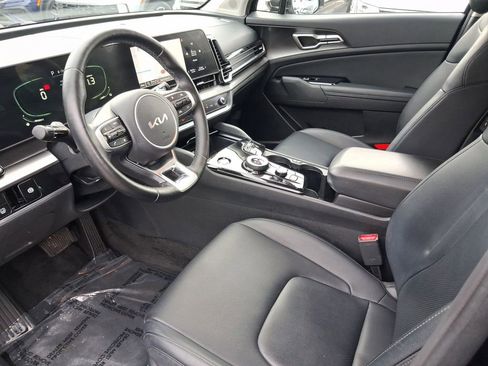 Used 2023 Kia Sportage EX AWD/4WD image 13