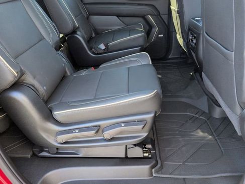 New 2026 Chevrolet Suburban Premier w/ Sun And Tow Package image 25