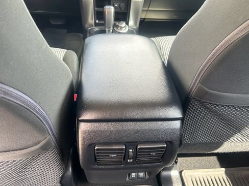 Certified 2021 Toyota 4Runner SR5 AWD/4WD image 29