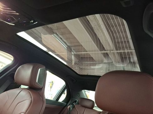 Certified 2023 BMW 760i xDrive image 11