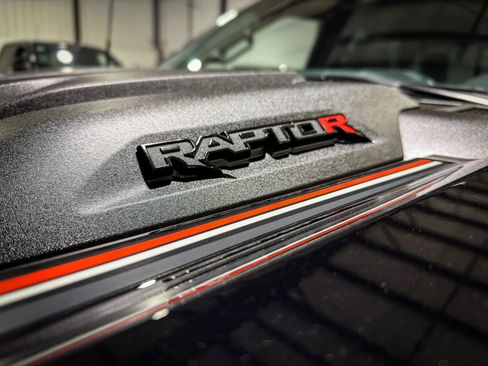 Used 2023 Ford F150 Raptor w/ Equipment Group 802A Raptor R AWD/4WD image 25