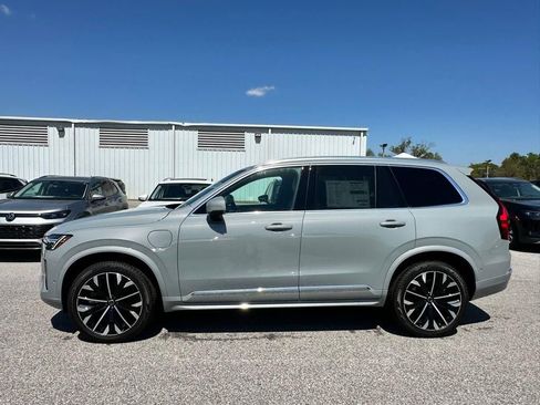 New 2026 Volvo XC90 T8 Ultra w/ Protection Package Premier image 22