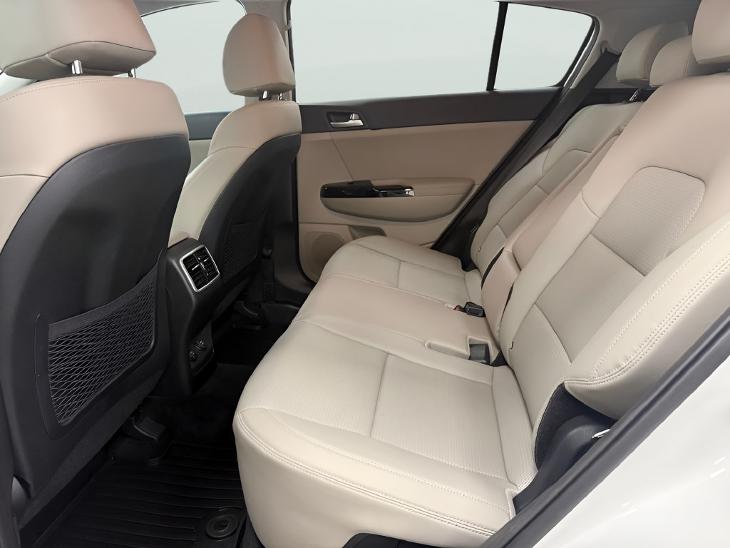 Used 2021 Kia Sportage EX FWD image 18