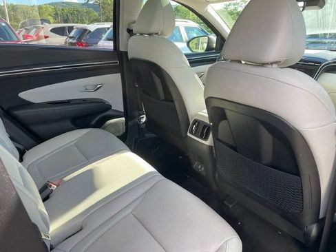 Used 2023 Hyundai Tucson Limited AWD/4WD image 13
