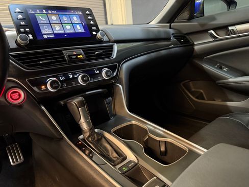Used 2020 Honda Accord Sport image 24