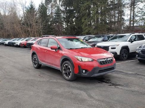 Used 2021 Subaru Crosstrek 2.0i Premium w/ Moonroof Package image 1