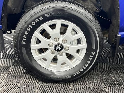 Used 2024 Toyota Tacoma SR5 image 10