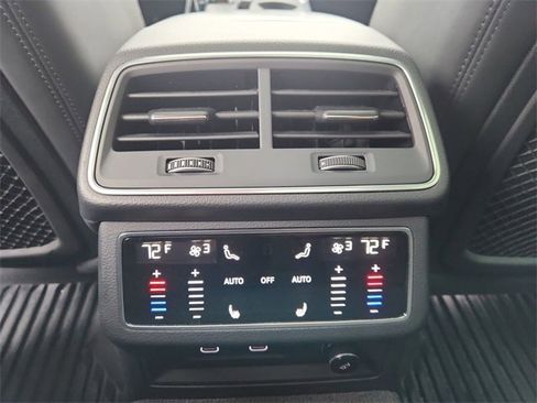 Used 2021 Audi RS 6 image 22