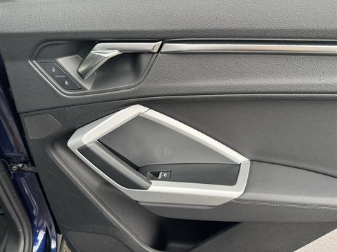 Used 2024 Audi Q3 2.0T Premium image 22