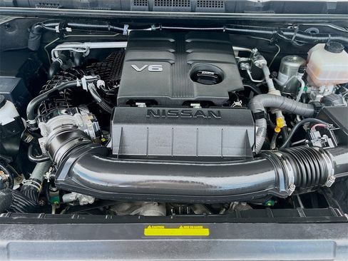 Used 2022 Nissan Frontier SV image 27