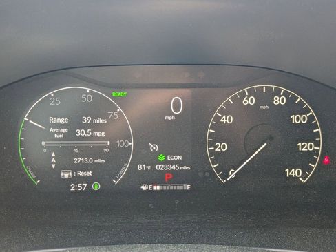 Used 2024 Honda CR-V Sport image 11