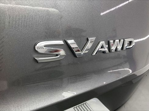 Used 2023 Nissan Rogue SV image 7