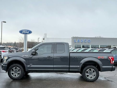Used 2016 Ford F150 XLT w/ Equipment Group 302A Luxury image 38