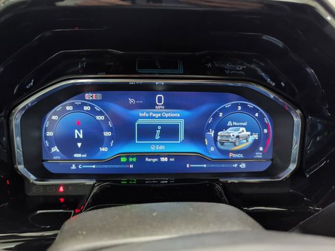 Used 2025 Chevrolet Silverado 2500 LT image 8