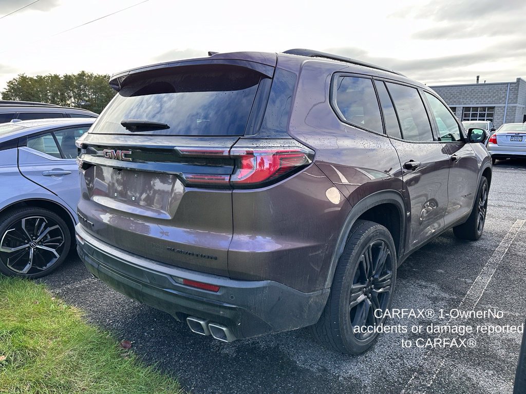 Used 2025 GMC Acadia Elevation w/ Elevation Premium Package AWD/4WD image 4