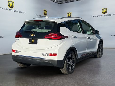 Used 2017 Chevrolet Bolt Premier w/ Driver Confidence II Package image 5