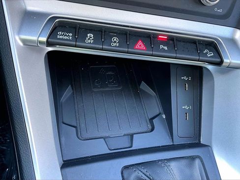 Certified 2024 Audi Q3 2.0T Premium w/ Convenience Package image 16