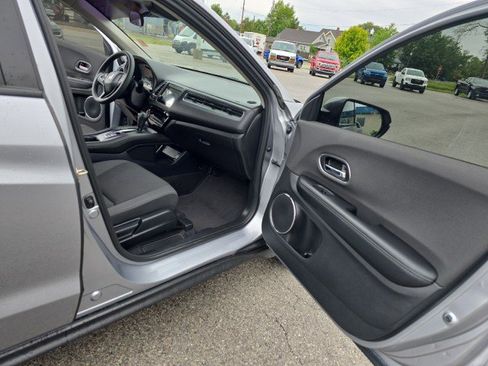 Used 2020 Honda HR-V EX image 40
