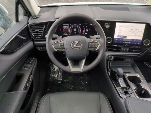 Certified 2024 Lexus NX 250 FWD image 28