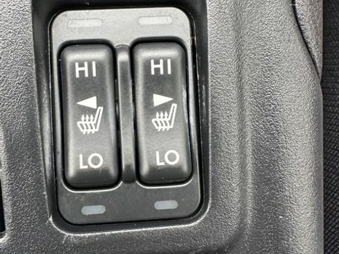 Used 2023 Subaru Crosstrek 2.0i Premium image 13