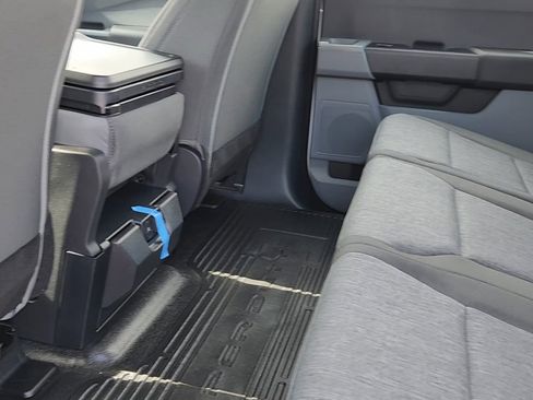 New 2025 Ford F550 4x4 Crew Cab image 25