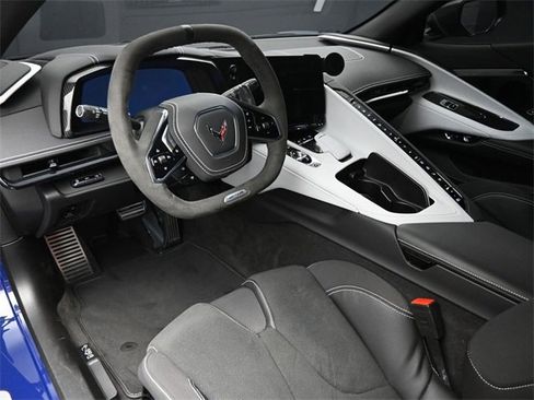 Used 2025 Chevrolet Corvette Z06 w/ Stealth Interior Trim Package image 15