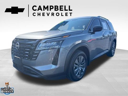 Used 2026 Nissan Pathfinder SV w/ SV Premium Package FWD image 1