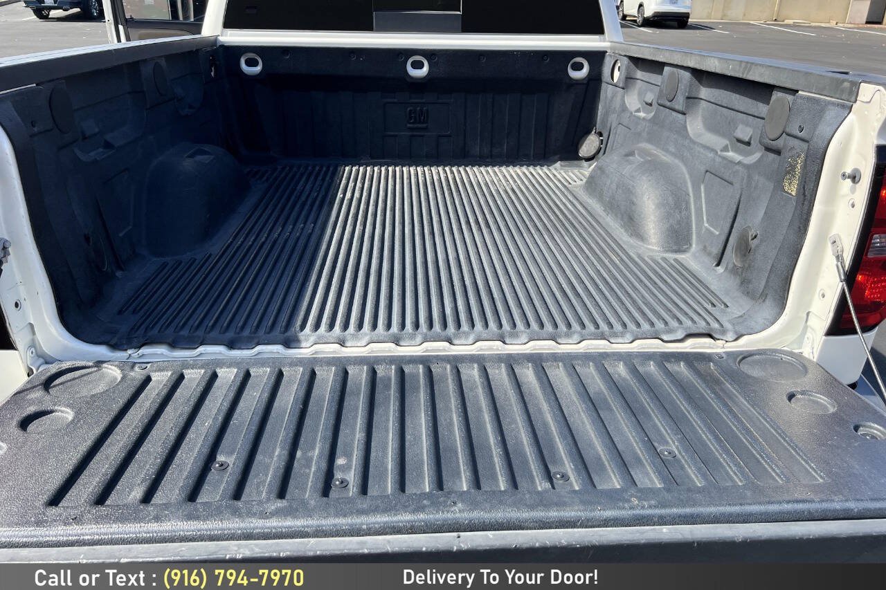 Used 2015 Chevrolet Silverado 1500 LTZ AWD/4WD image 11