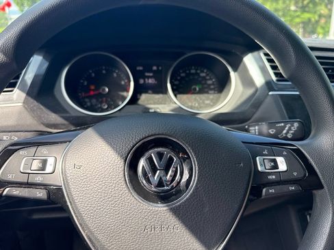 Used 2020 Volkswagen Tiguan S AWD/4WD image 11