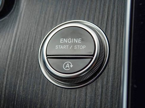 New 2026 Mercedes-Benz C 300 Sedan image 21