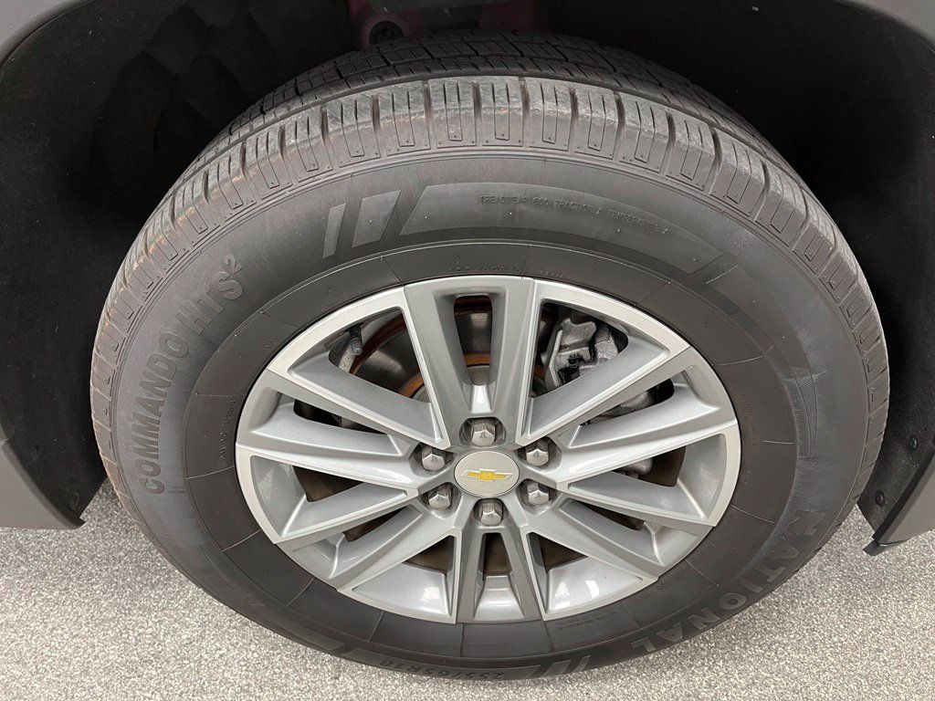 Used 2023 Chevrolet Traverse LT AWD/4WD image 18