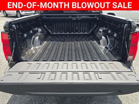 New 2025 Chevrolet Colorado LT w/ LT Convenience Package image 20