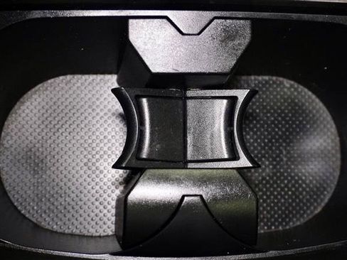 Used 2011 Toyota Highlander SE w/ Tow Pkg image 29