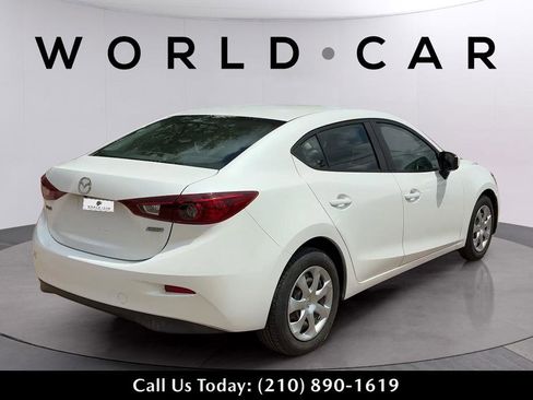 Used 2018 MAZDA MAZDA3 Sport image 14