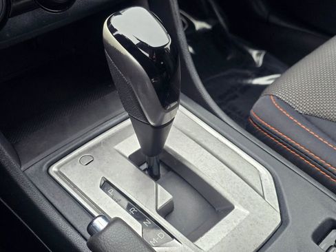 Used 2019 Subaru Crosstrek 2.0i Premium w/ Eyesight System image 35