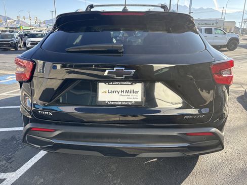 New 2026 Chevrolet Trax ACTIV w/ Sunroof Package image 7