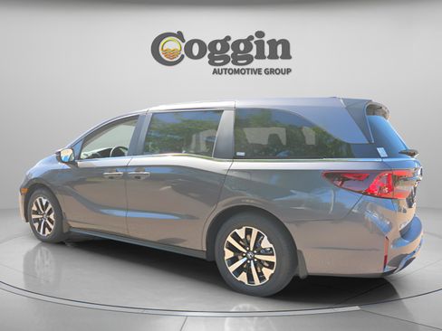 New 2026 Honda Odyssey EX-L image 3