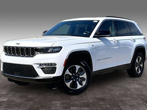 Used 2024 Jeep Grand Cherokee Limited 4xe AWD/4WD image 2