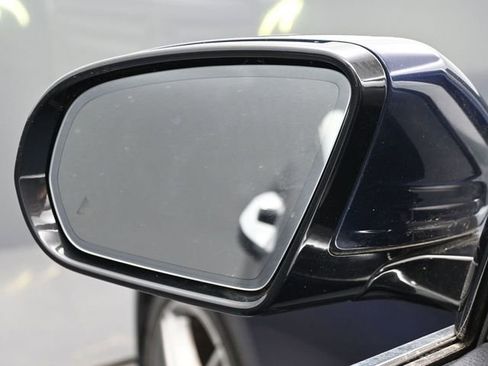 Used 2019 Mercedes-Benz E 300 image 8