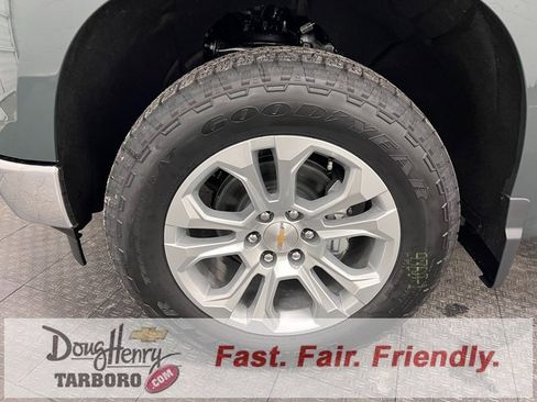 New 2026 Chevrolet Silverado 1500 LTZ w/ LTZ Premium Package image 15