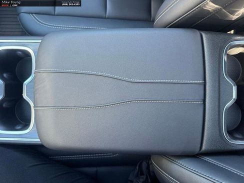 New 2026 GMC Acadia Elevation w/ Elevation Premium Package image 27