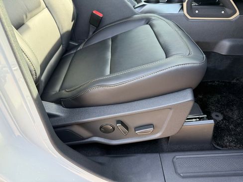 New 2026 Ford Bronco Badlands image 30