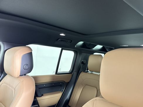 New 2026 Land Rover Defender 110 X-Dynamic SE AWD/4WD image 26