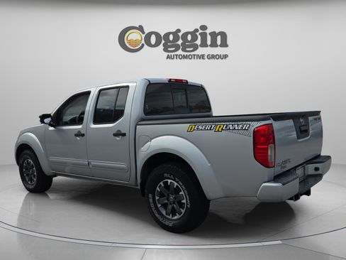 Used 2015 Nissan Frontier Desert Runner RWD image 3