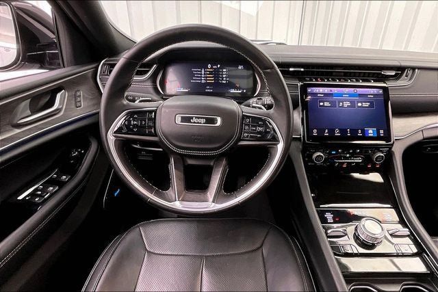 Used 2022 Jeep Grand Cherokee L Overland AWD/4WD image 5