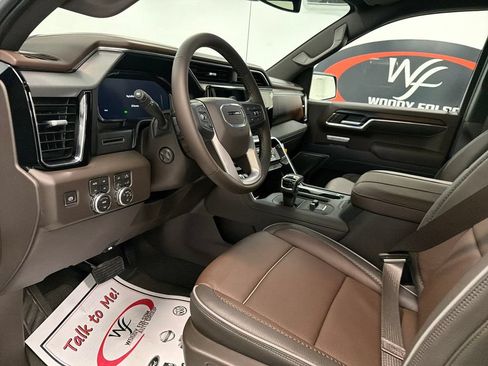 New 2026 GMC Sierra 1500 Denali AWD/4WD image 9