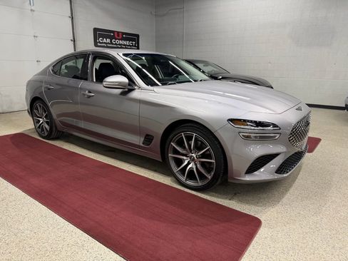 Used 2023 Genesis G70 2.0T image 8