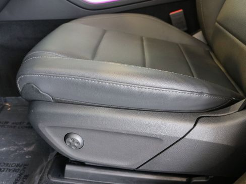 Used 2025 Mercedes-Benz GLS 450 4MATIC image 20