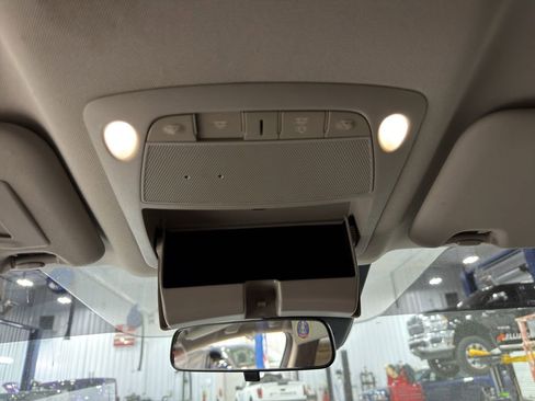 Used 2020 Nissan Rogue Sport S image 23