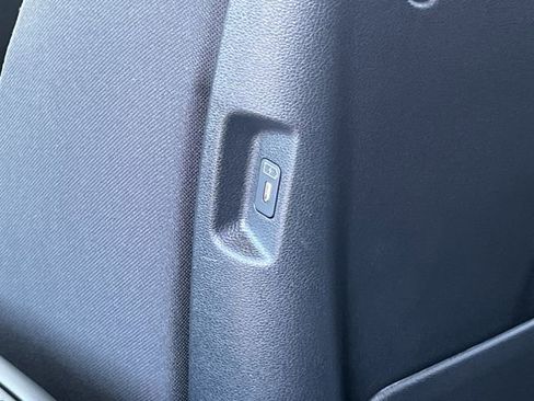 New 2026 Hyundai Santa Fe SE image 17